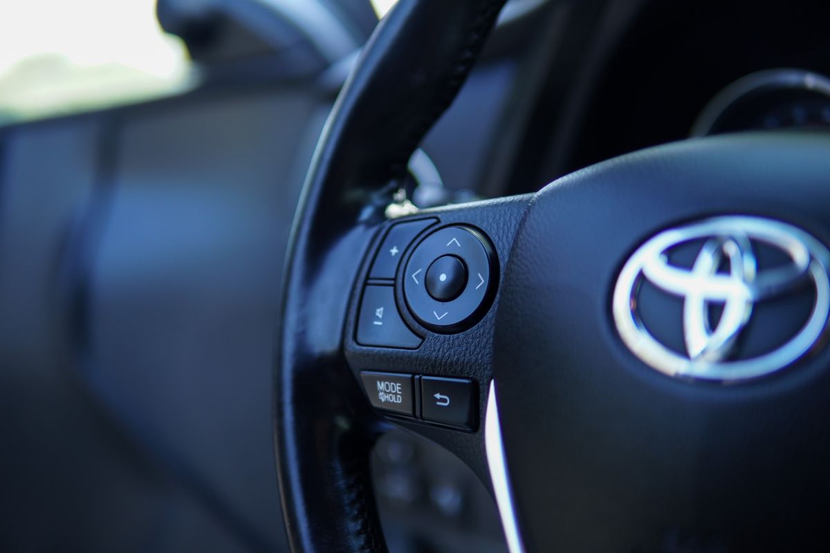 toyota-auris-2015-diesel-1364cc