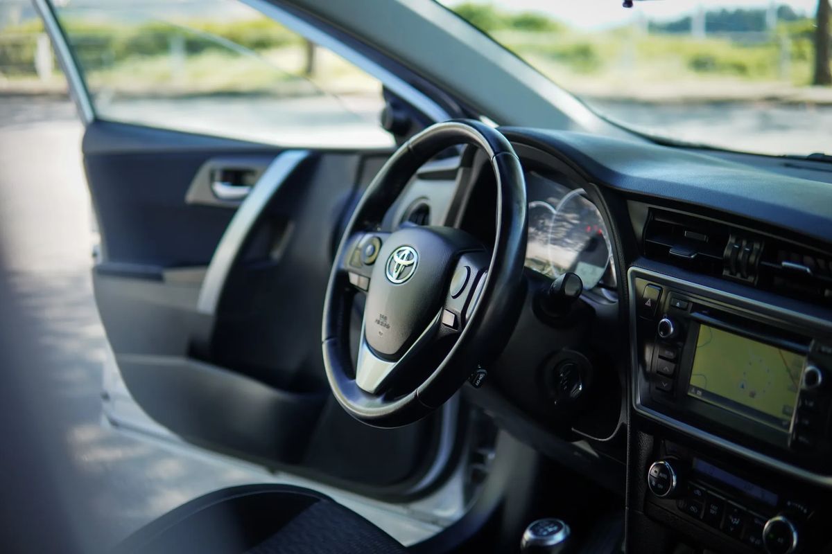 toyota-auris-2015-diesel-1364cc