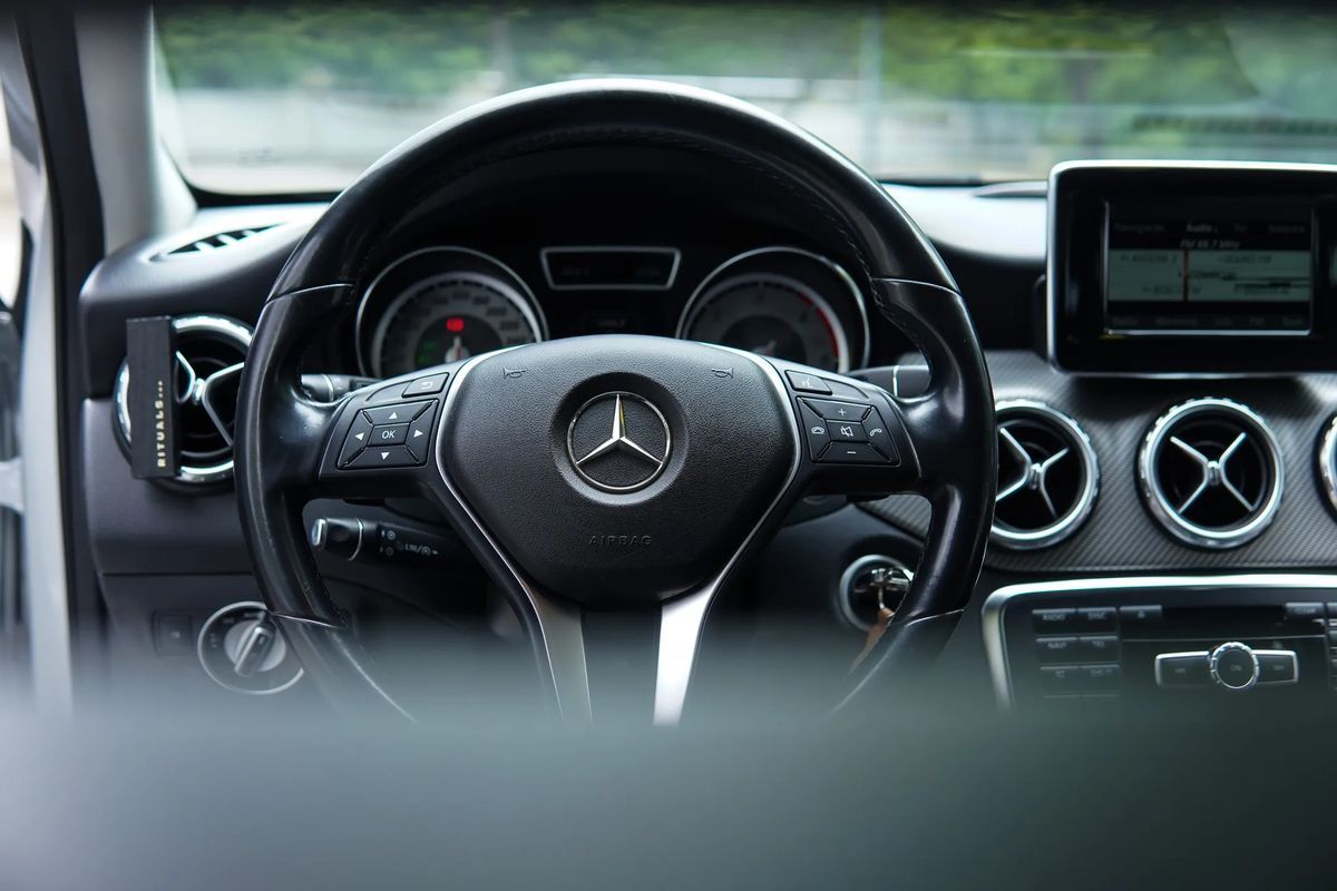 mercedes-benz-gla-2015-diesel-2143cc