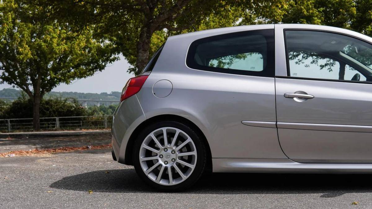 renault-clio-2006-gasolina-1998cc