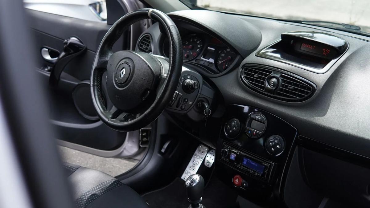 renault-clio-2006-gasolina-1998cc