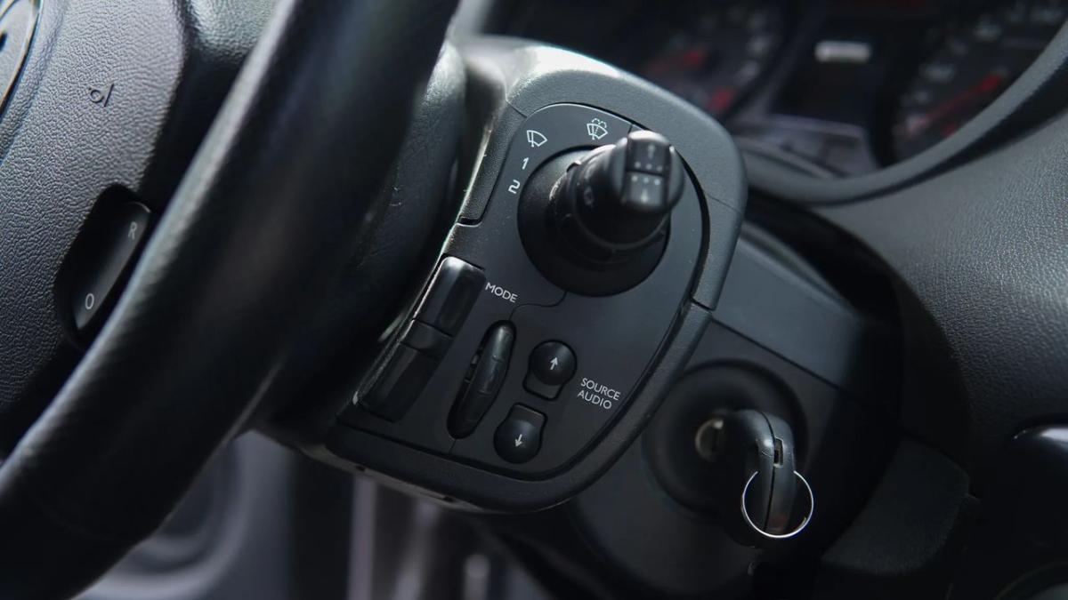 renault-clio-2006-gasolina-1998cc