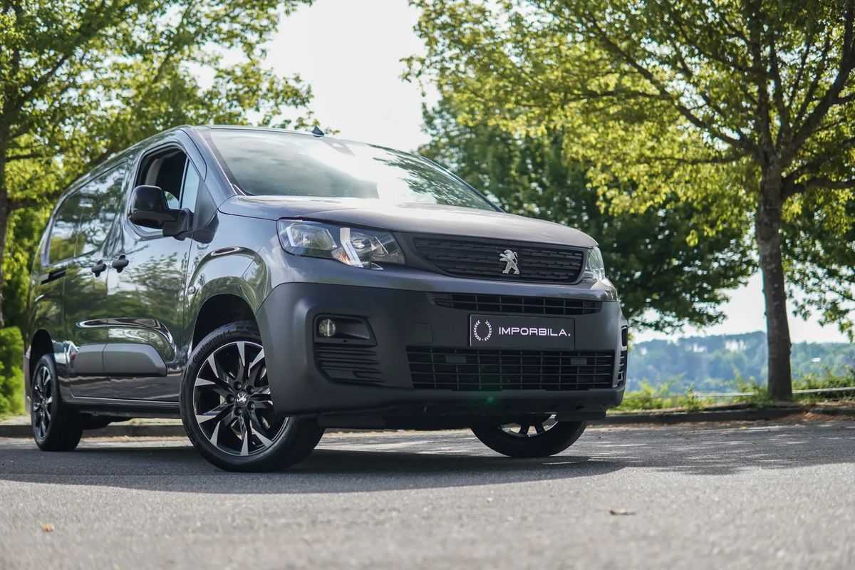 peugeot-partner-2022-diesel-1500cc