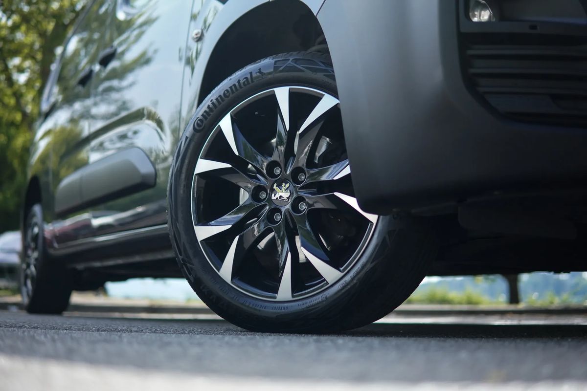 peugeot-partner-2022-diesel-1500cc
