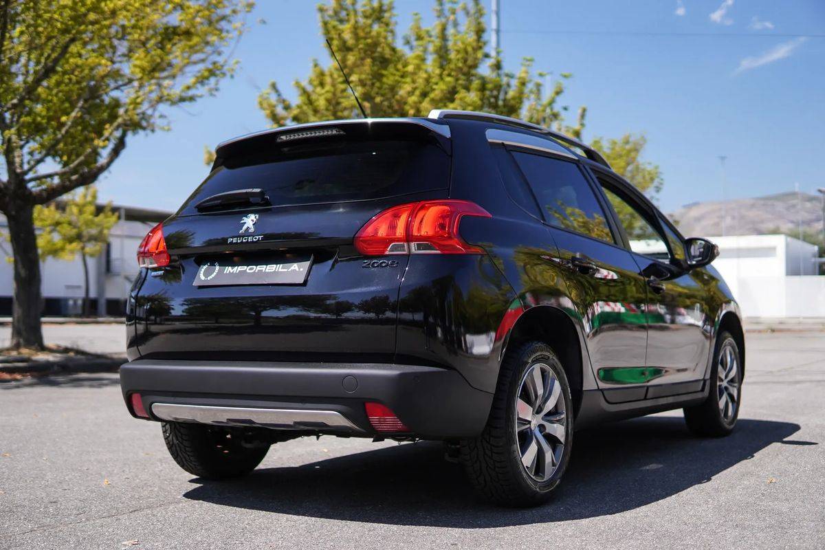 peugeot-2008-2016-gasolina-1199cc