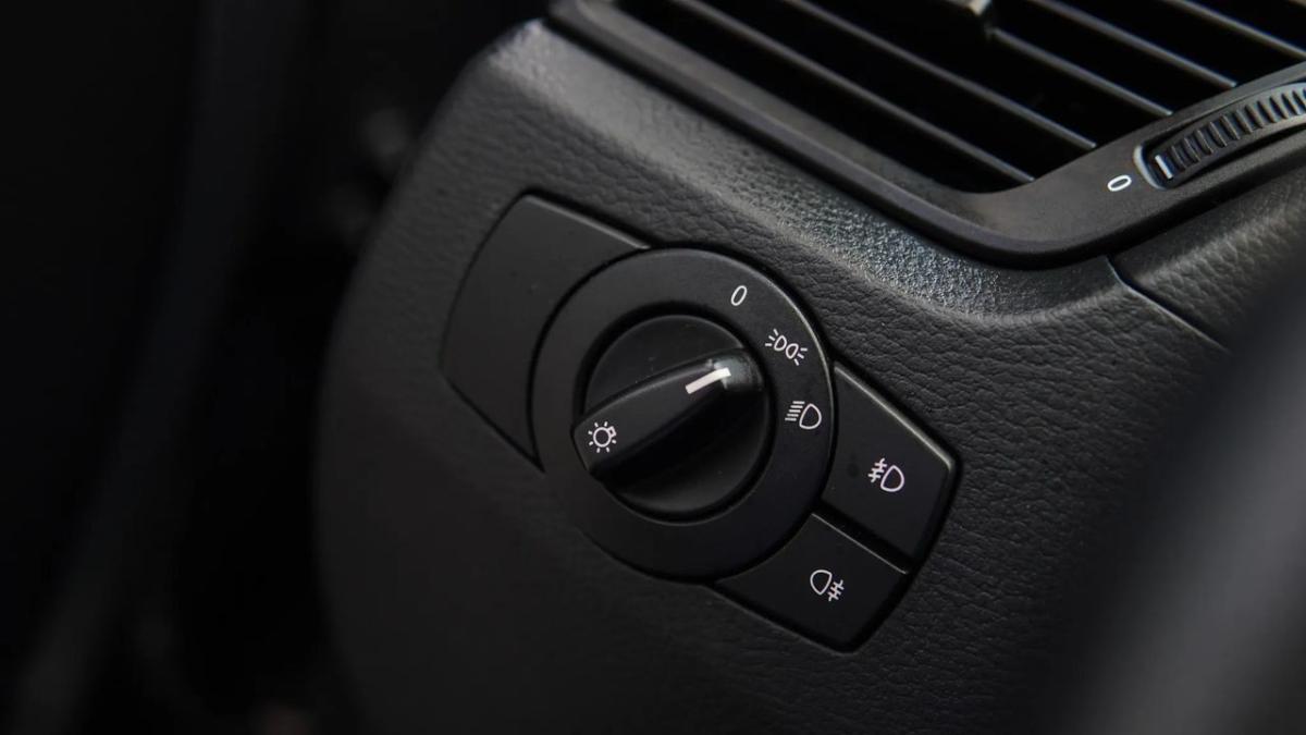 bmw-x1-2011-diesel-1995cc