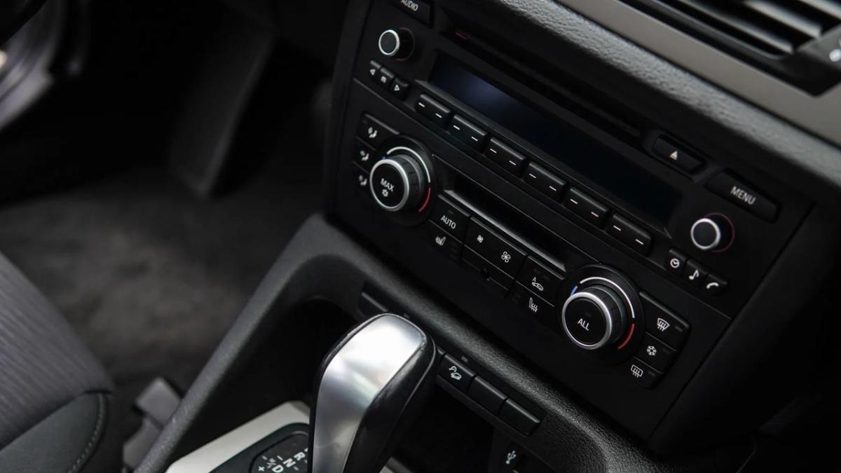 bmw-x1-2011-diesel-1995cc