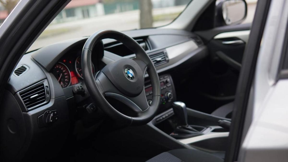 bmw-x1-2011-diesel-1995cc