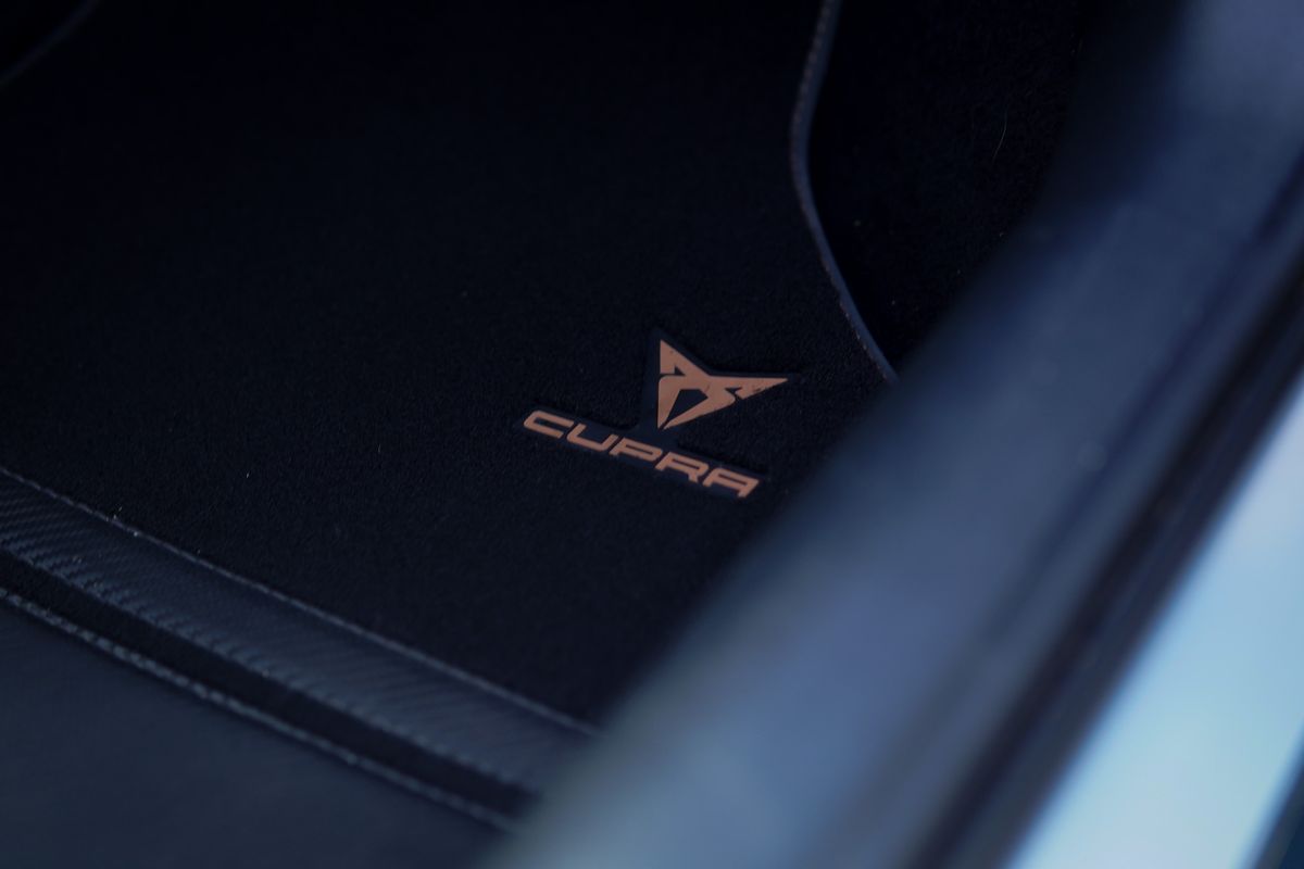 cupra-formentor-2021-hibrido-a-gasolina-1395cc