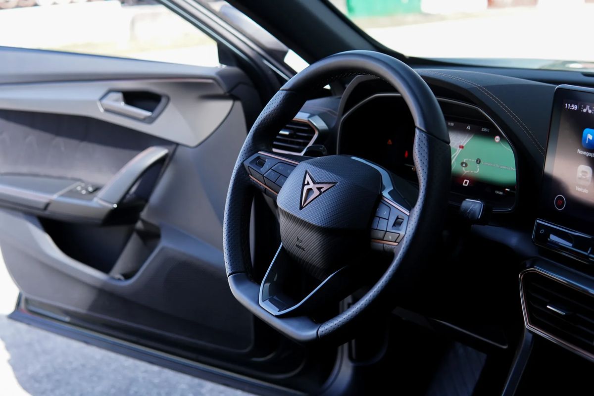 cupra-formentor-2021-hibrido-a-gasolina-1395cc