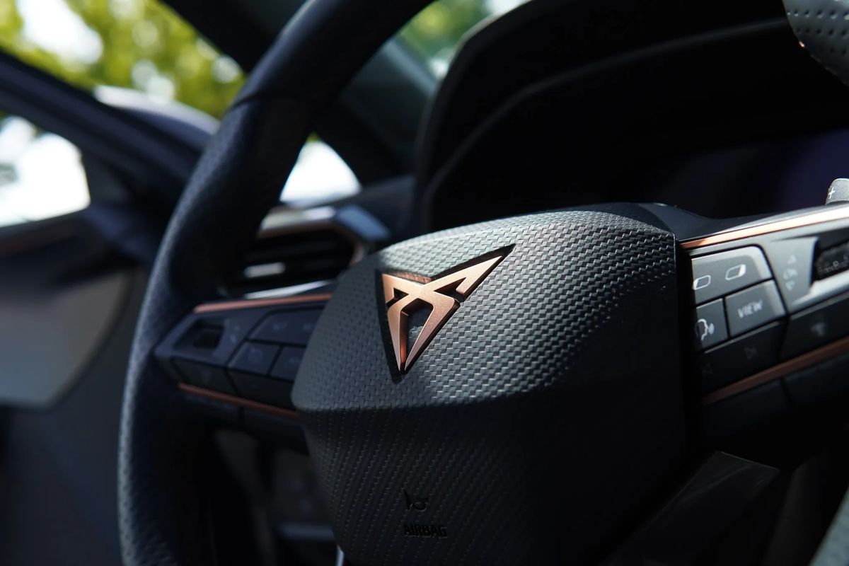 cupra-formentor-2021-hibrido-a-gasolina-1395cc