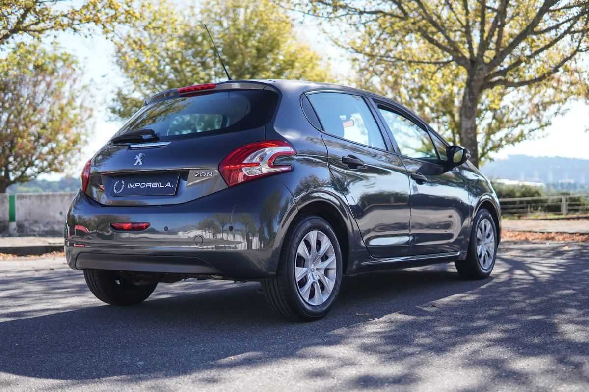 peugeot-208-2015-gasolina-1199cc