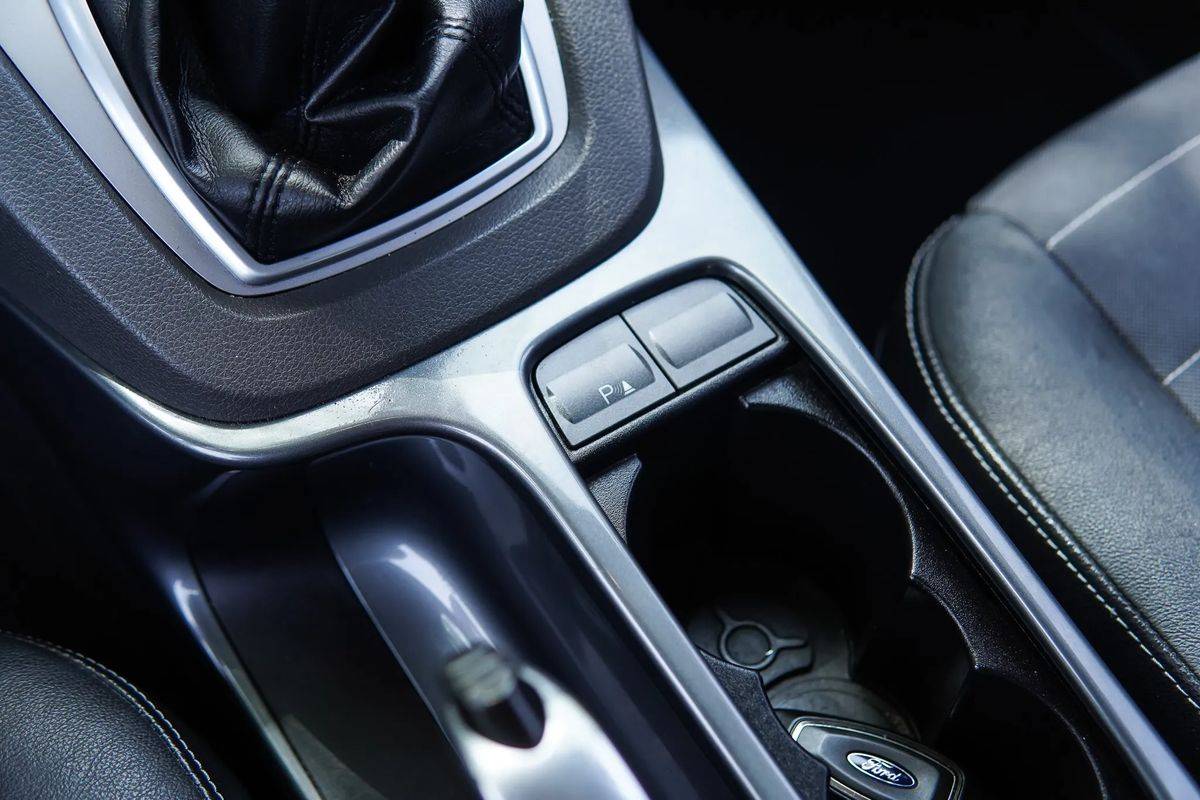 ford-kuga-2012-diesel-1997cc