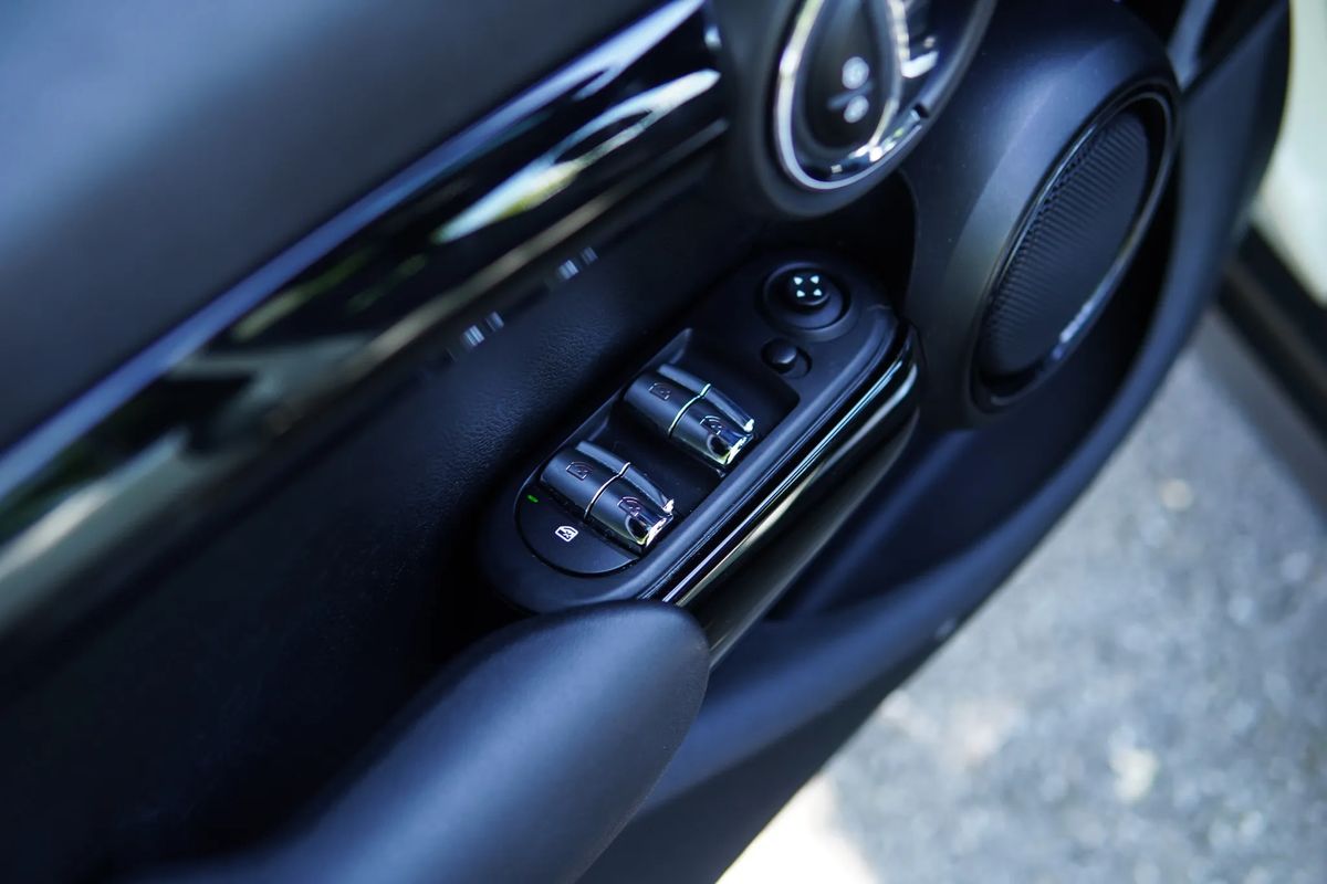 mini-cooper-2016-gasolina-1499cc