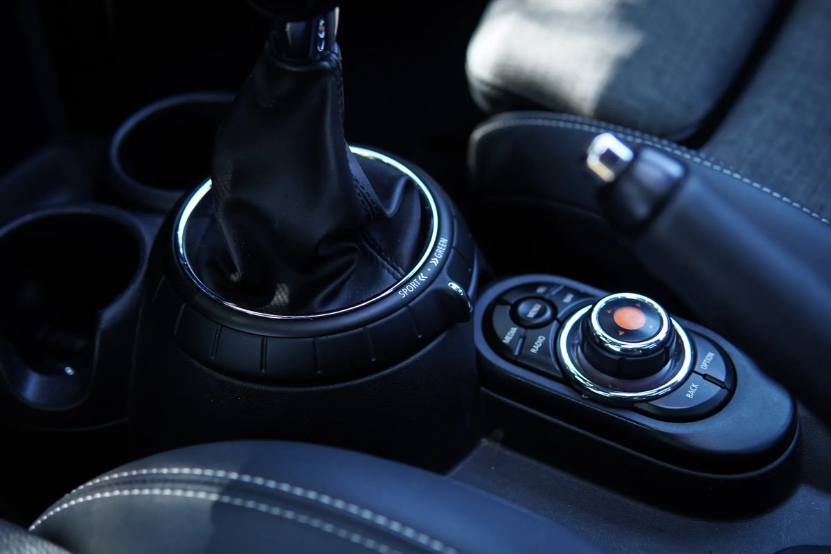 mini-cooper-2016-gasolina-1499cc