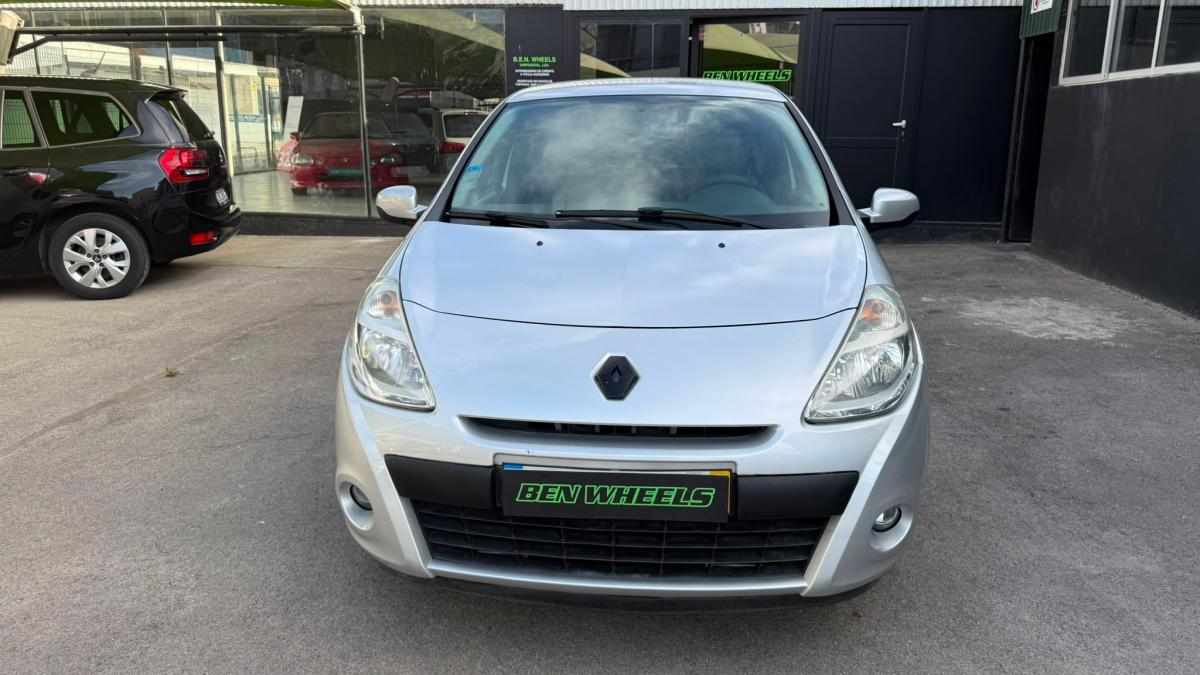 renault-clio-1-2-2010-gasolina-1149cc