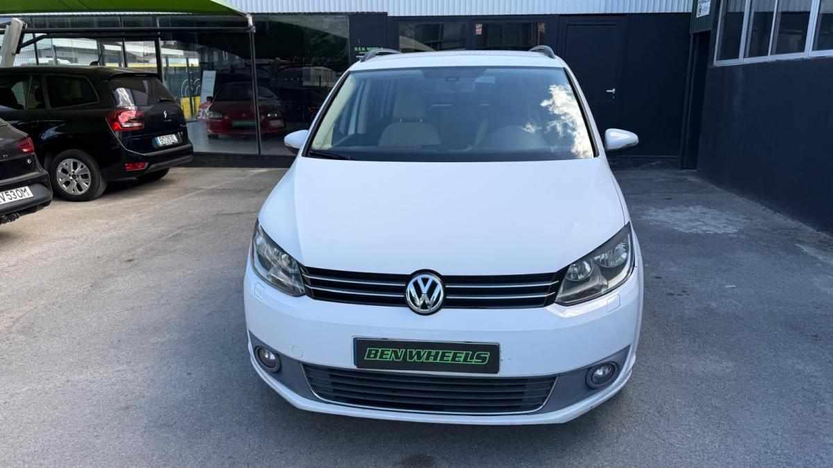 volkswagen-touran-1-6-tdi-2012-diesel-1598cc