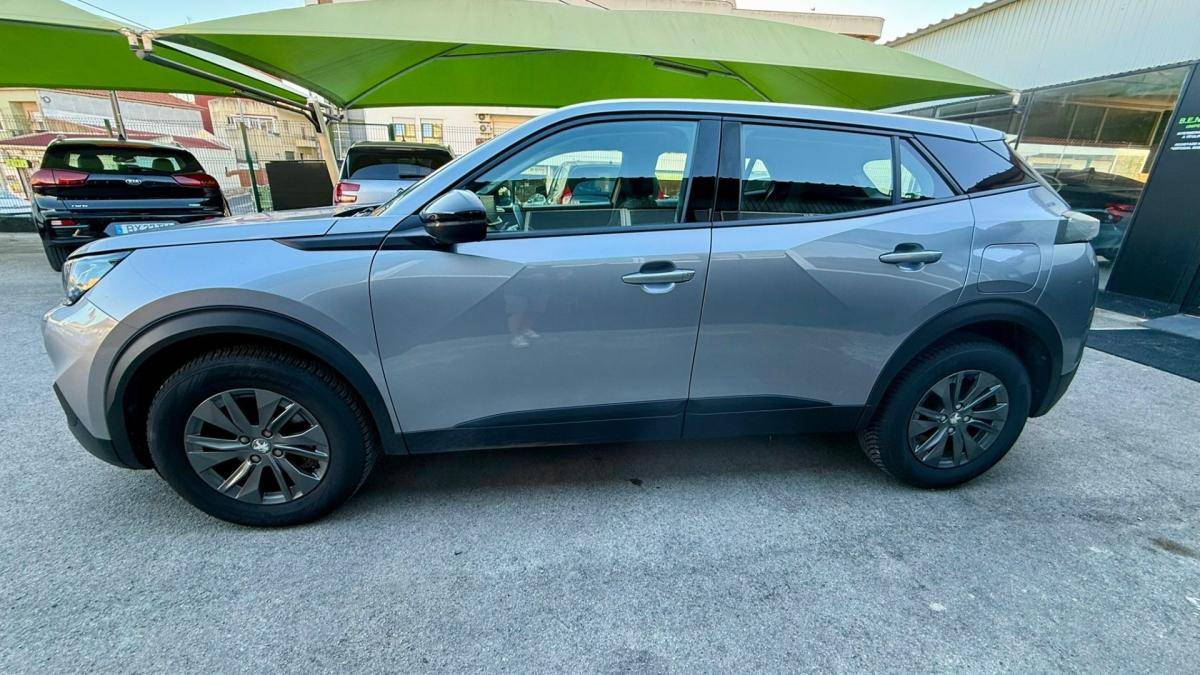 peugeot-2008-2022-gasolina-1199cc