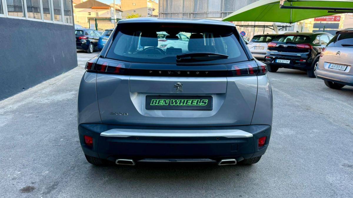peugeot-2008-2022-gasolina-1199cc