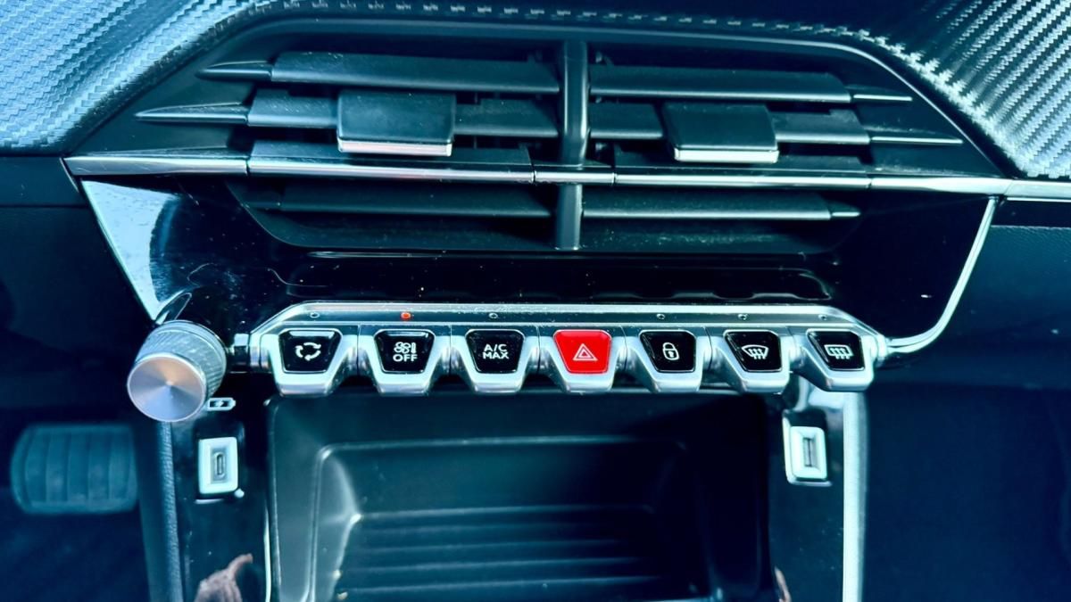 peugeot-2008-2022-gasolina-1199cc