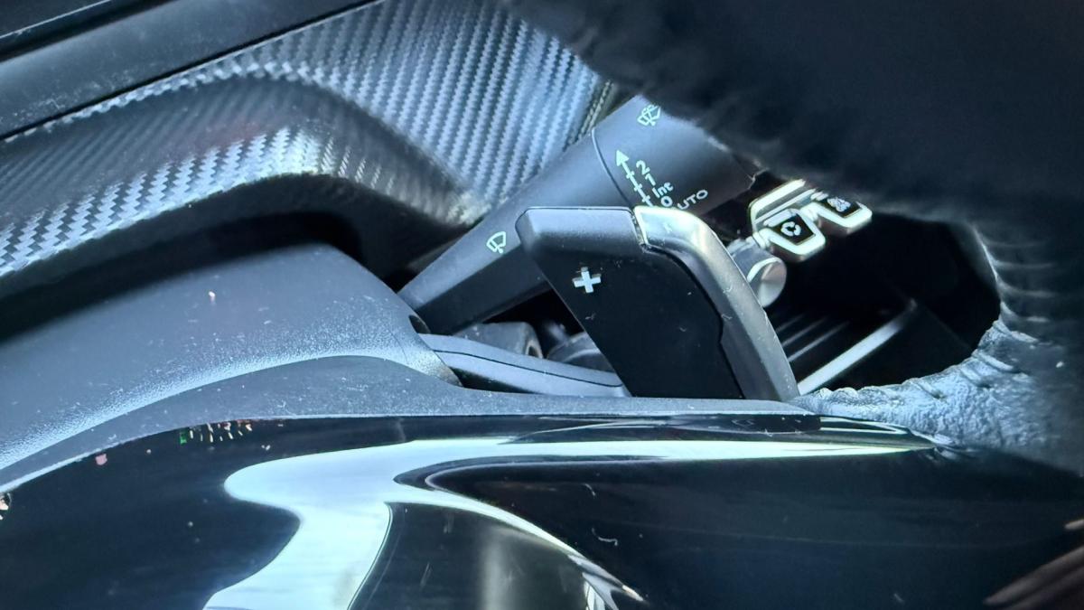 peugeot-2008-2022-gasolina-1199cc