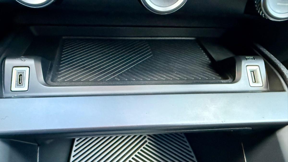citroen-c4-2024-diesel-1499cc