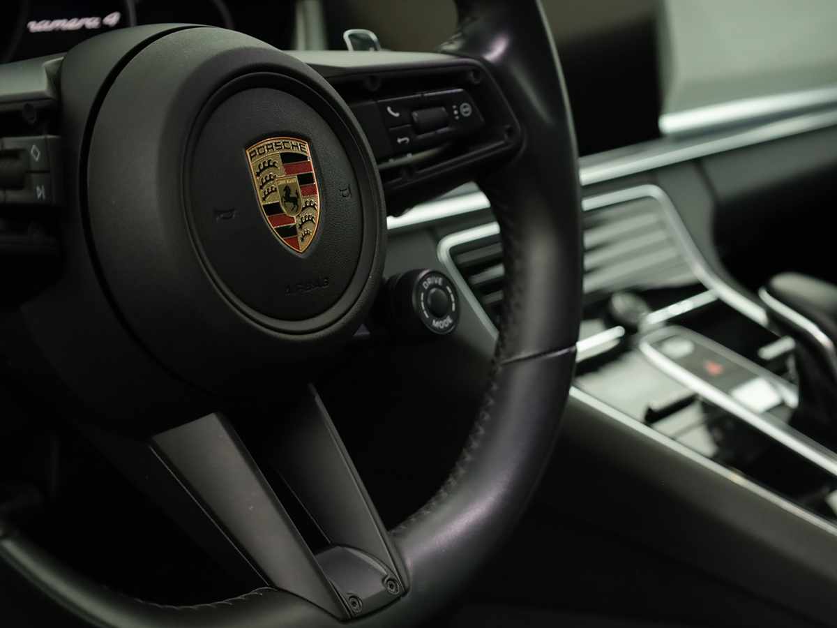 porsche-panamera-sport-turismo-2024-hibrido-a-gasolina-2894cc