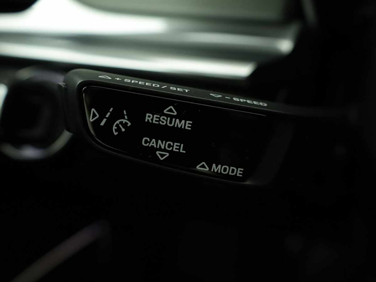 porsche-panamera-sport-turismo-2024-hibrido-a-gasolina-2894cc