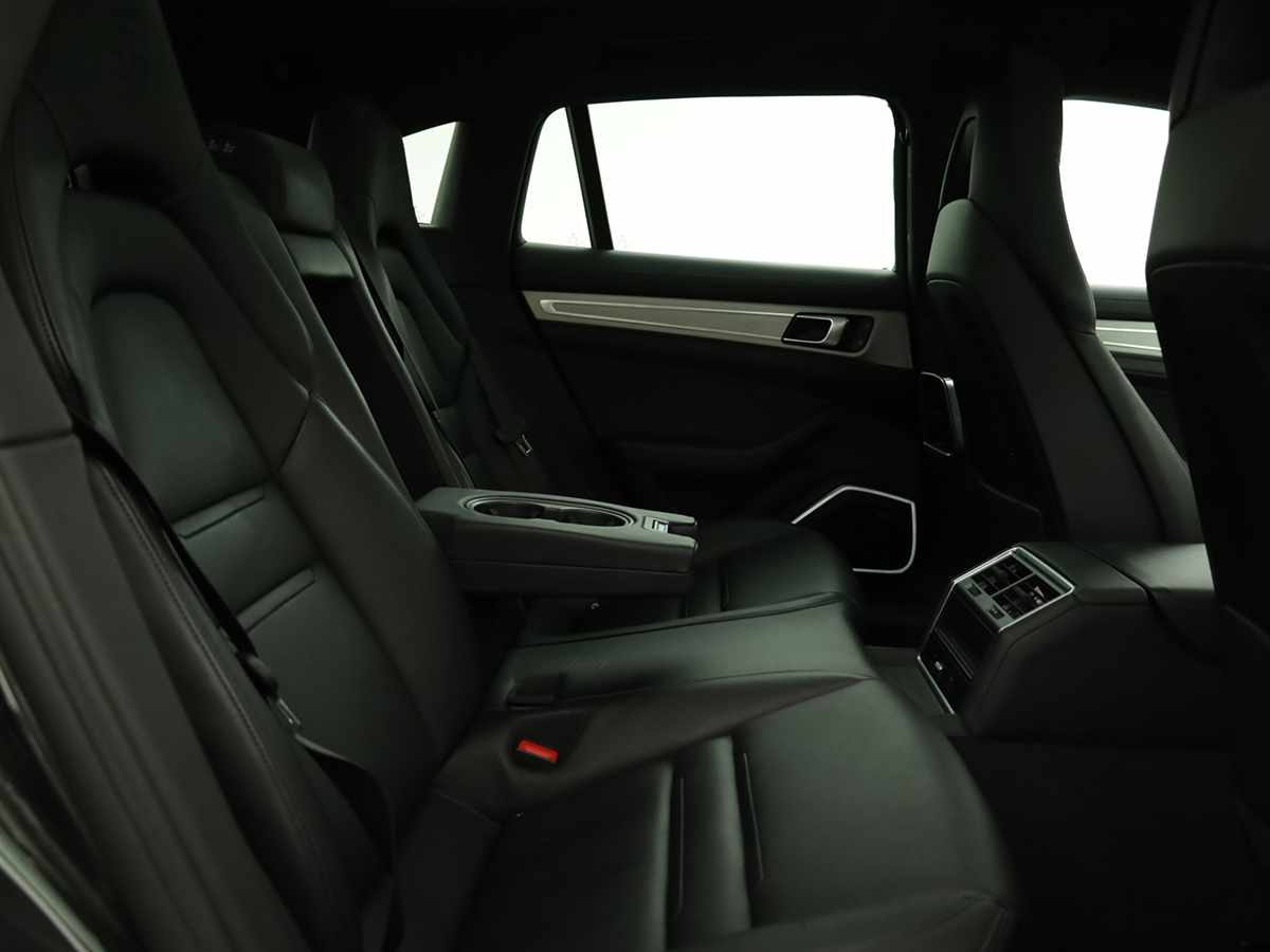 porsche-panamera-sport-turismo-2024-hibrido-a-gasolina-2894cc