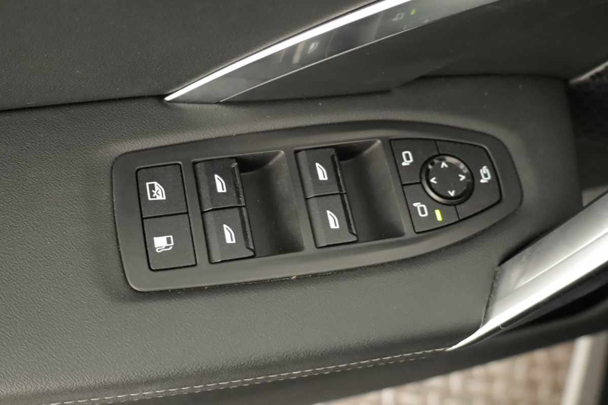 bmw-x1-2025-hibrido-a-gasolina-1499cc