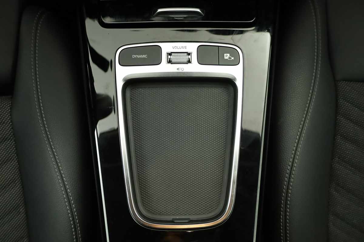 mercedes-benz-classe-a-2025-gasolina-1332cc
