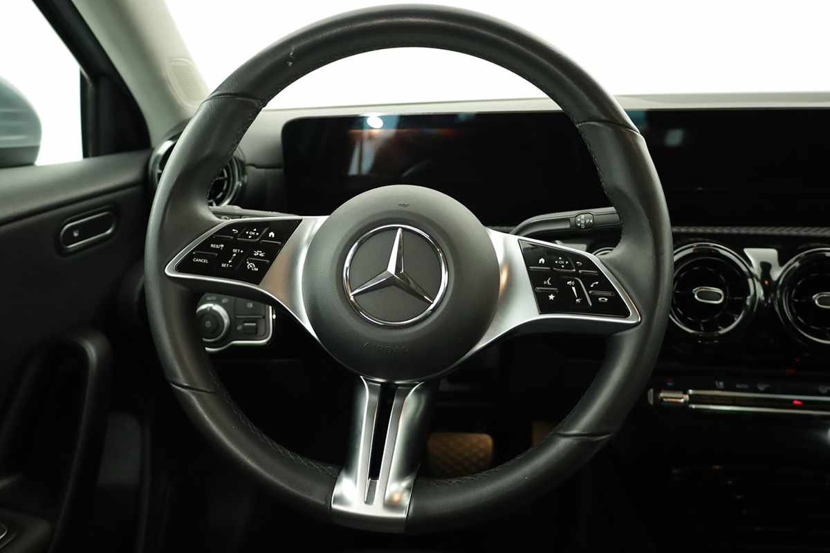 mercedes-benz-classe-a-2025-gasolina-1332cc