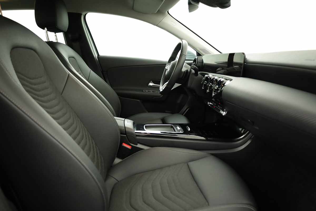 mercedes-benz-classe-a-2025-gasolina-1332cc