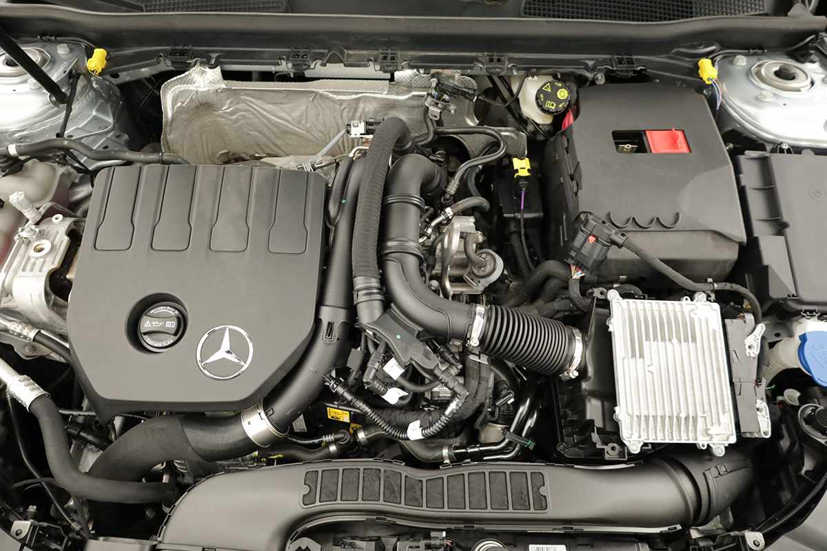 mercedes-benz-classe-a-2025-gasolina-1332cc