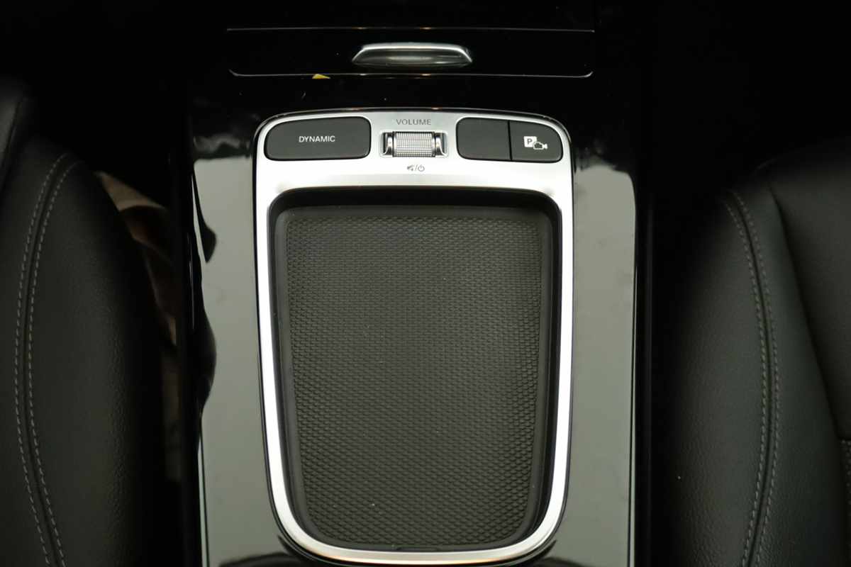 mercedes-benz-classe-a-2025-gasolina-1332cc