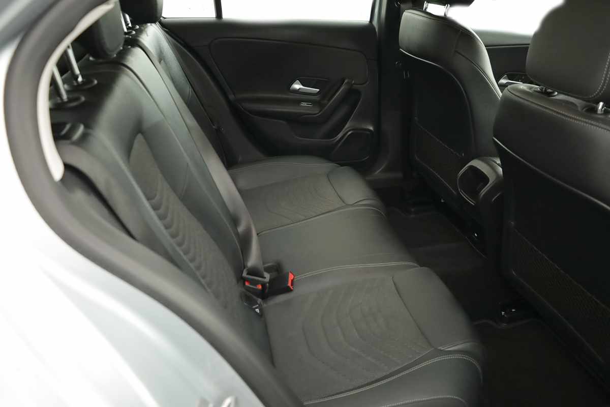 mercedes-benz-classe-a-2025-gasolina-1332cc