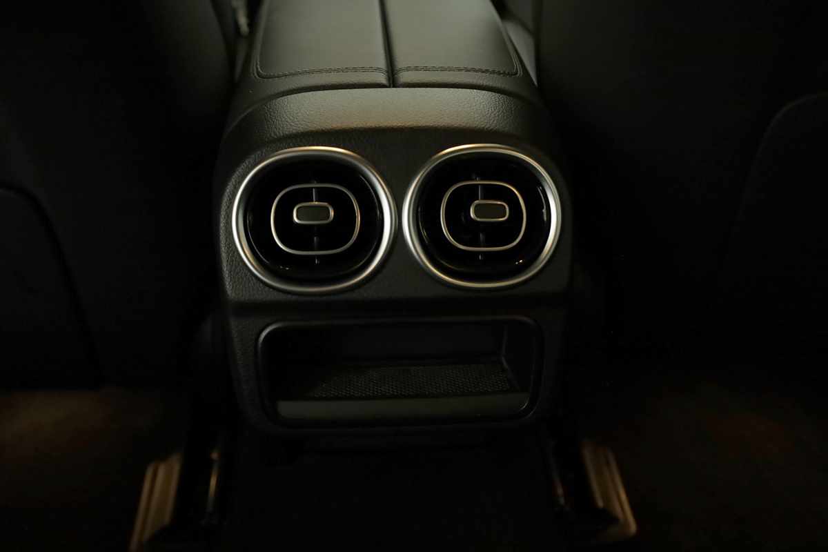 mercedes-benz-classe-c-2024-hibrido-a-diesel-1993cc