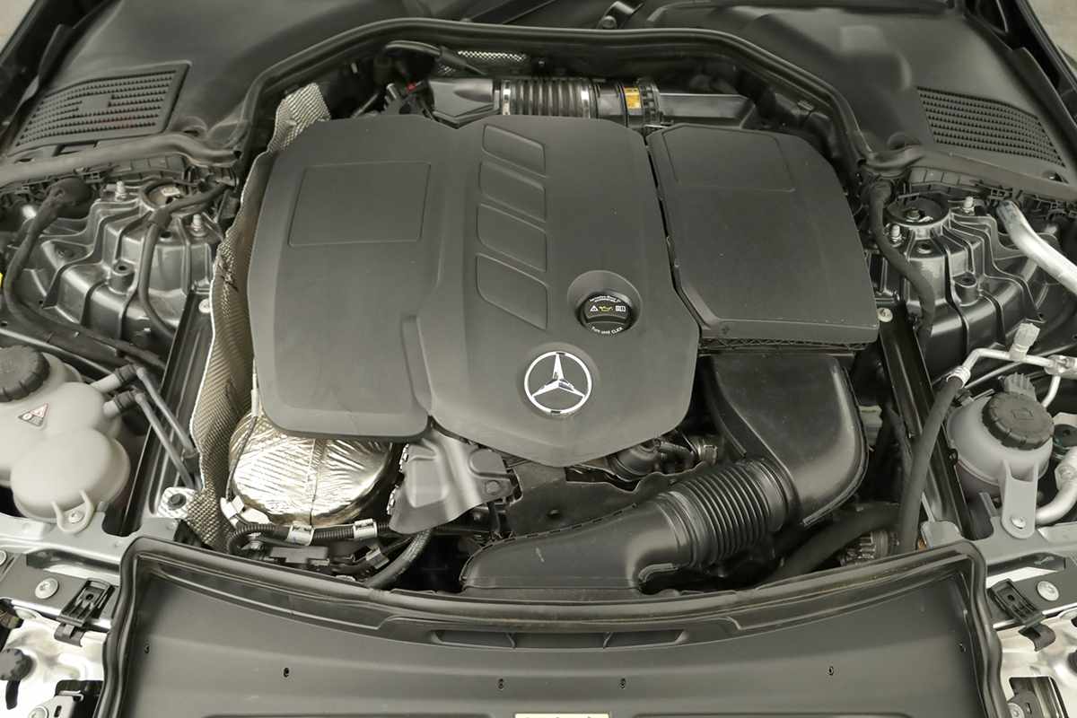 mercedes-benz-classe-c-2024-hibrido-a-diesel-1993cc
