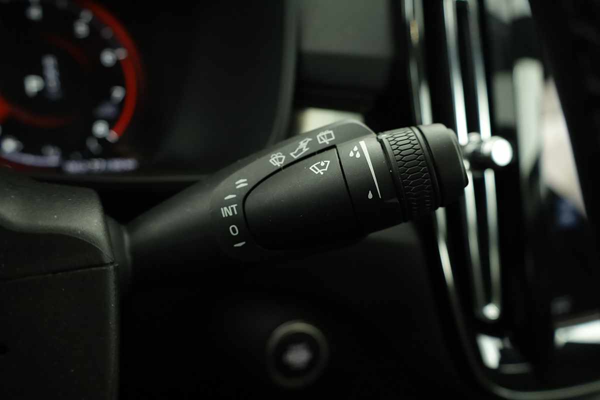 volvo-xc40-2024-gasolina-1477cc