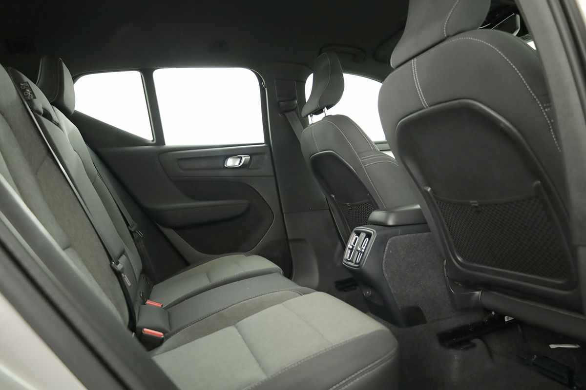 volvo-xc40-2024-gasolina-1477cc