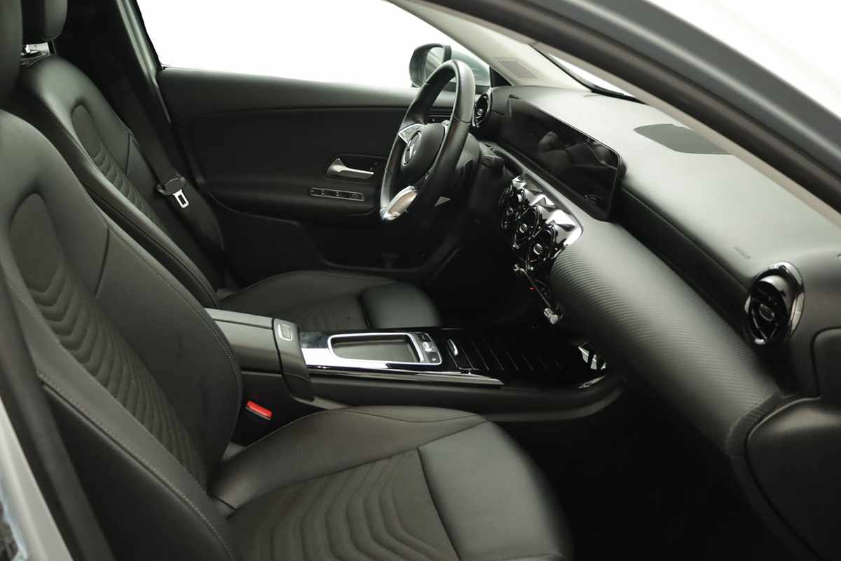 mercedes-benz-classe-a-2024-gasolina-1332cc