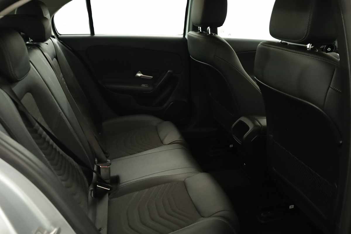 mercedes-benz-classe-a-2024-gasolina-1332cc