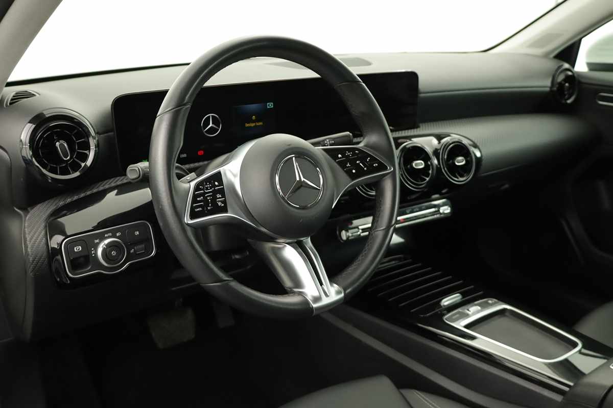 mercedes-benz-classe-a-2025-gasolina-1332cc