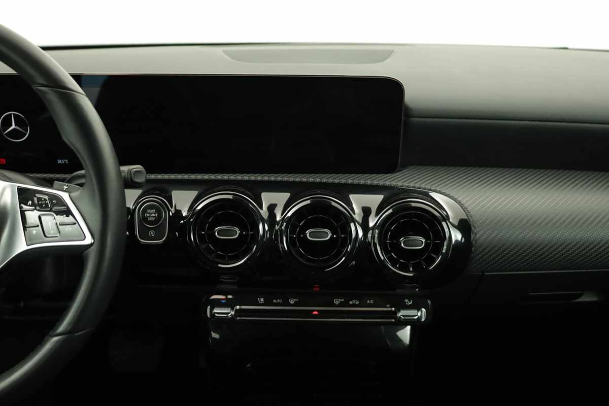 mercedes-benz-classe-a-2025-gasolina-1332cc