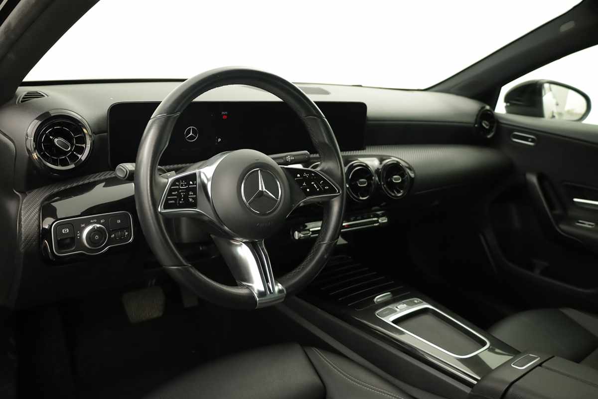 mercedes-benz-classe-a-2024-hibrido-a-gasolina-1332cc