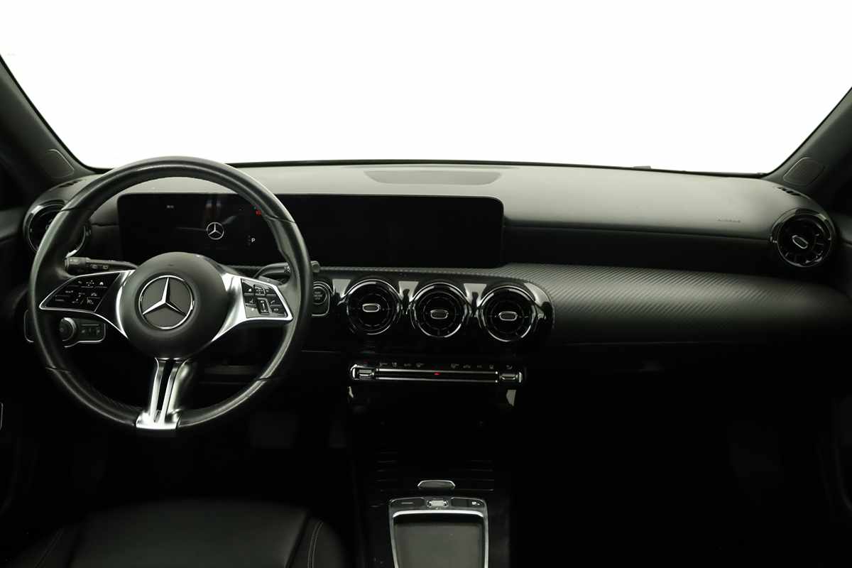 mercedes-benz-classe-a-2024-hibrido-a-gasolina-1332cc