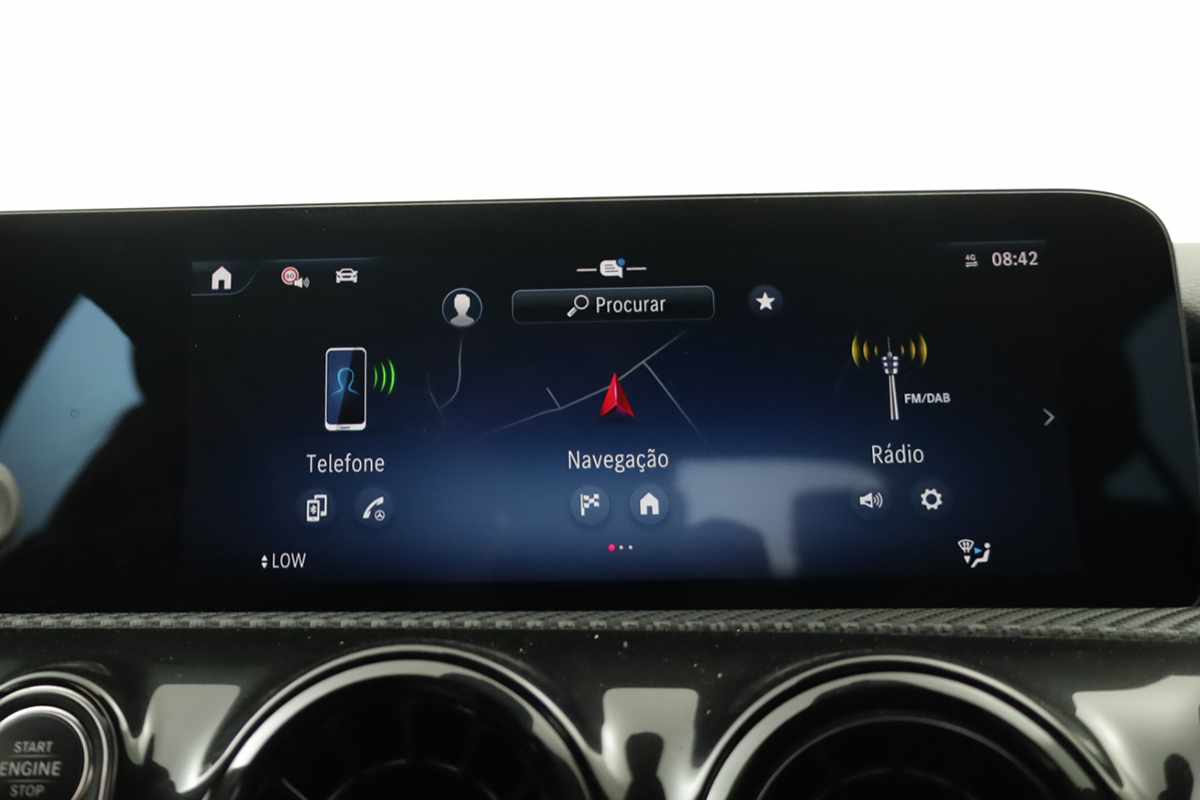 mercedes-benz-classe-a-2024-hibrido-a-gasolina-1332cc