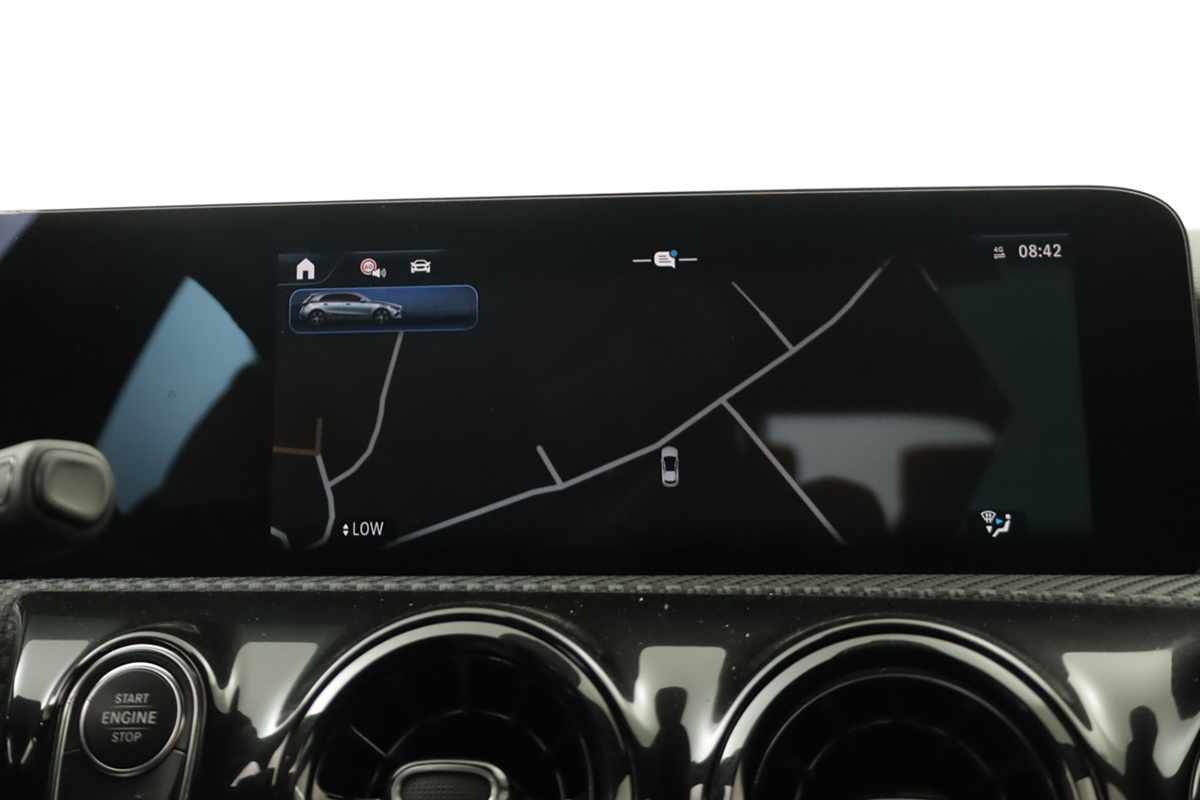 mercedes-benz-classe-a-2024-hibrido-a-gasolina-1332cc