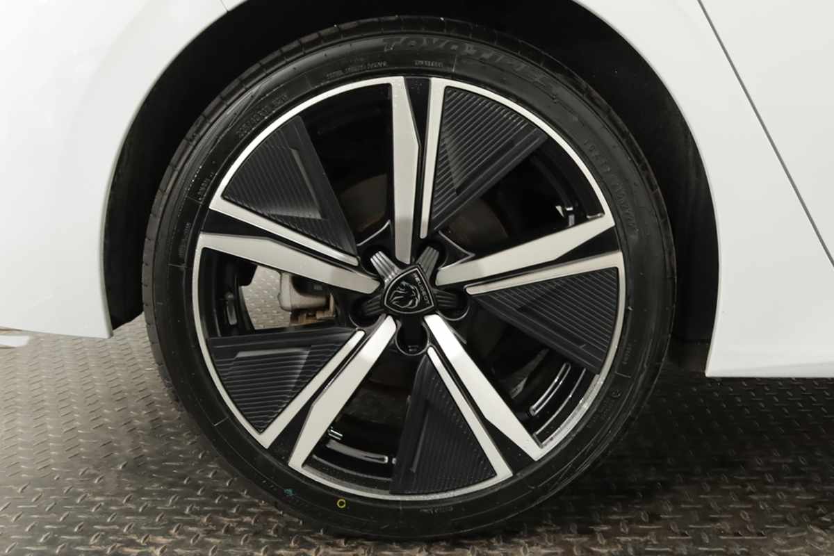 peugeot-308-2024-gasolina-1199cc