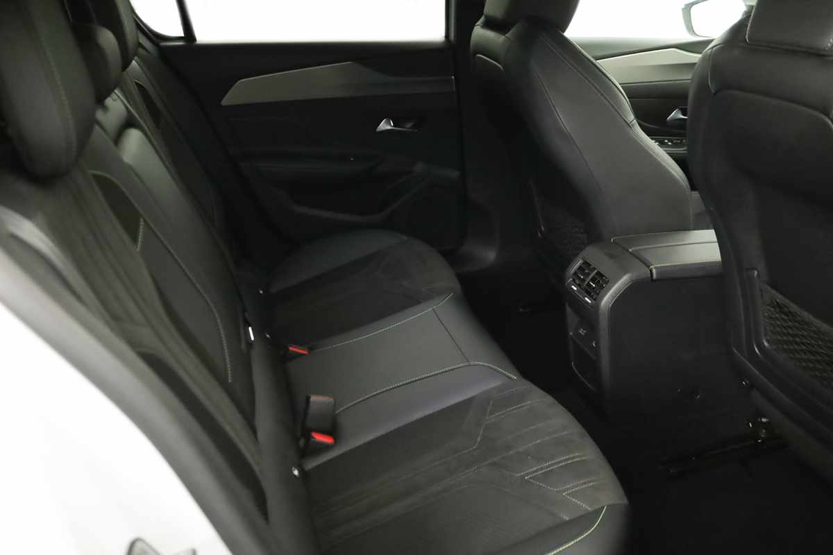 peugeot-308-2024-gasolina-1199cc